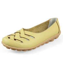Load image into Gallery viewer, 2017 Mother summer 35~44 genuine leather women shoes lady flats woman sandals female ballet dance shoes woman loafers moccasins