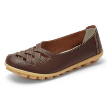 Load image into Gallery viewer, 2017 Mother summer 35~44 genuine leather women shoes lady flats woman sandals female ballet dance shoes woman loafers moccasins
