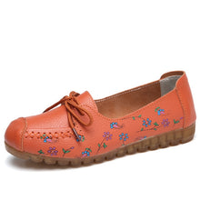 Load image into Gallery viewer, HEE GRAND 2019 Spring Women Fashion Flats Round Toe Slip On Ladies Casual Flower Shoes Rubber Elegant Loafers Size 35-41 XWD7216